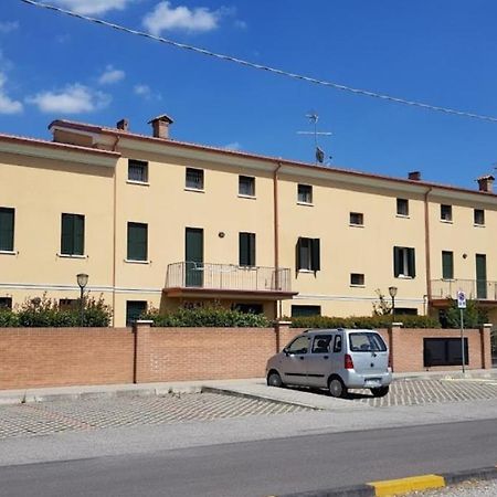 Parco Urbano Apartment Ferrara Luaran gambar